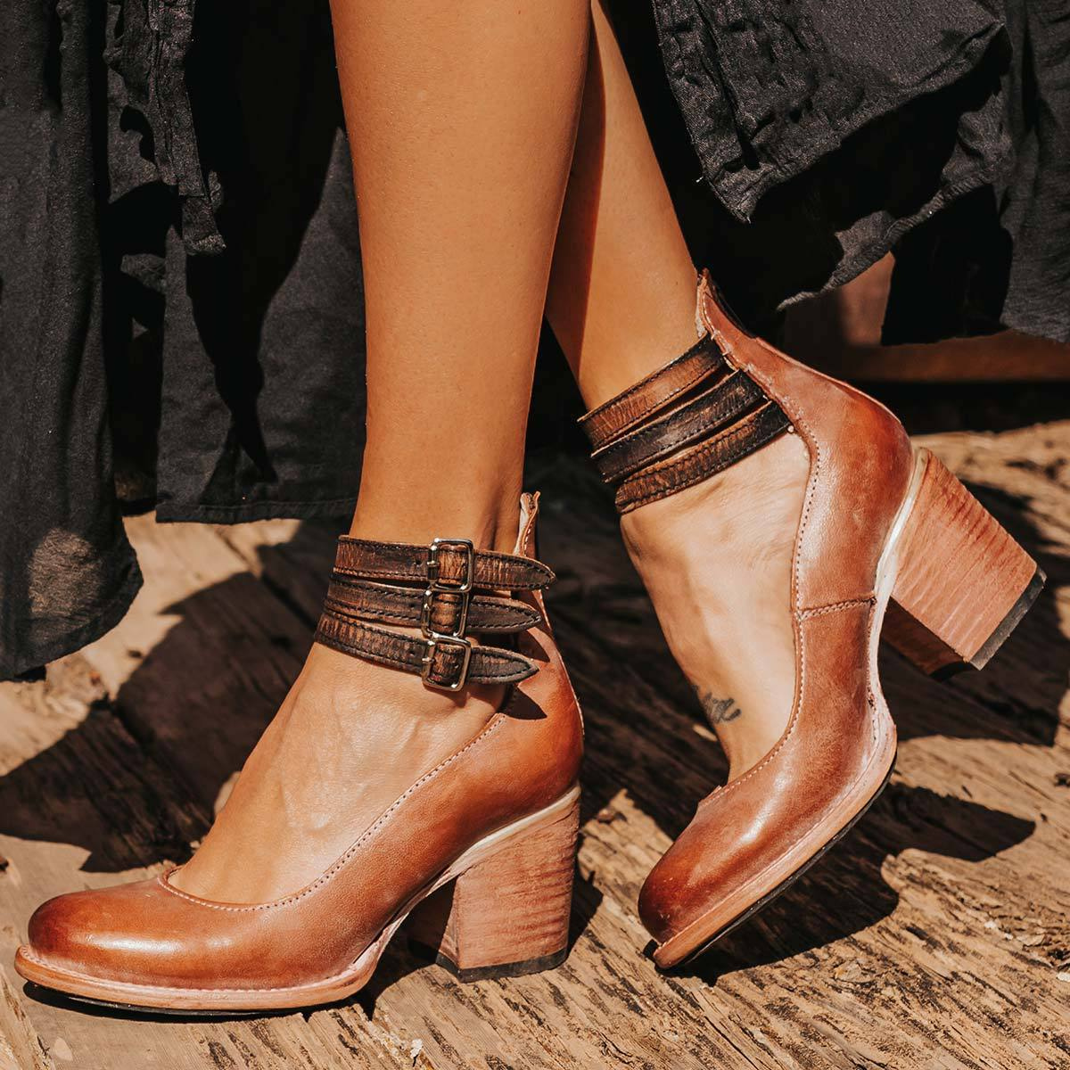 Aurora |Bottes Élégantes et Intemporelles